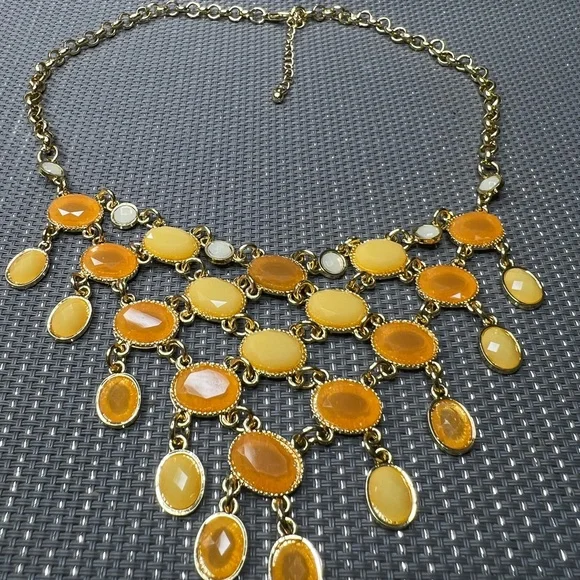 ❤️🔥VINTAGE NECKLACE 🧡 - Picture 4 of 4